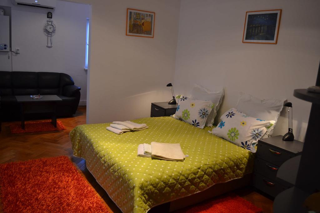 Victoria Studio Bucarest Chambre photo
